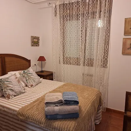 Faro De Tapia アパート タピア・デ・カサリエゴ